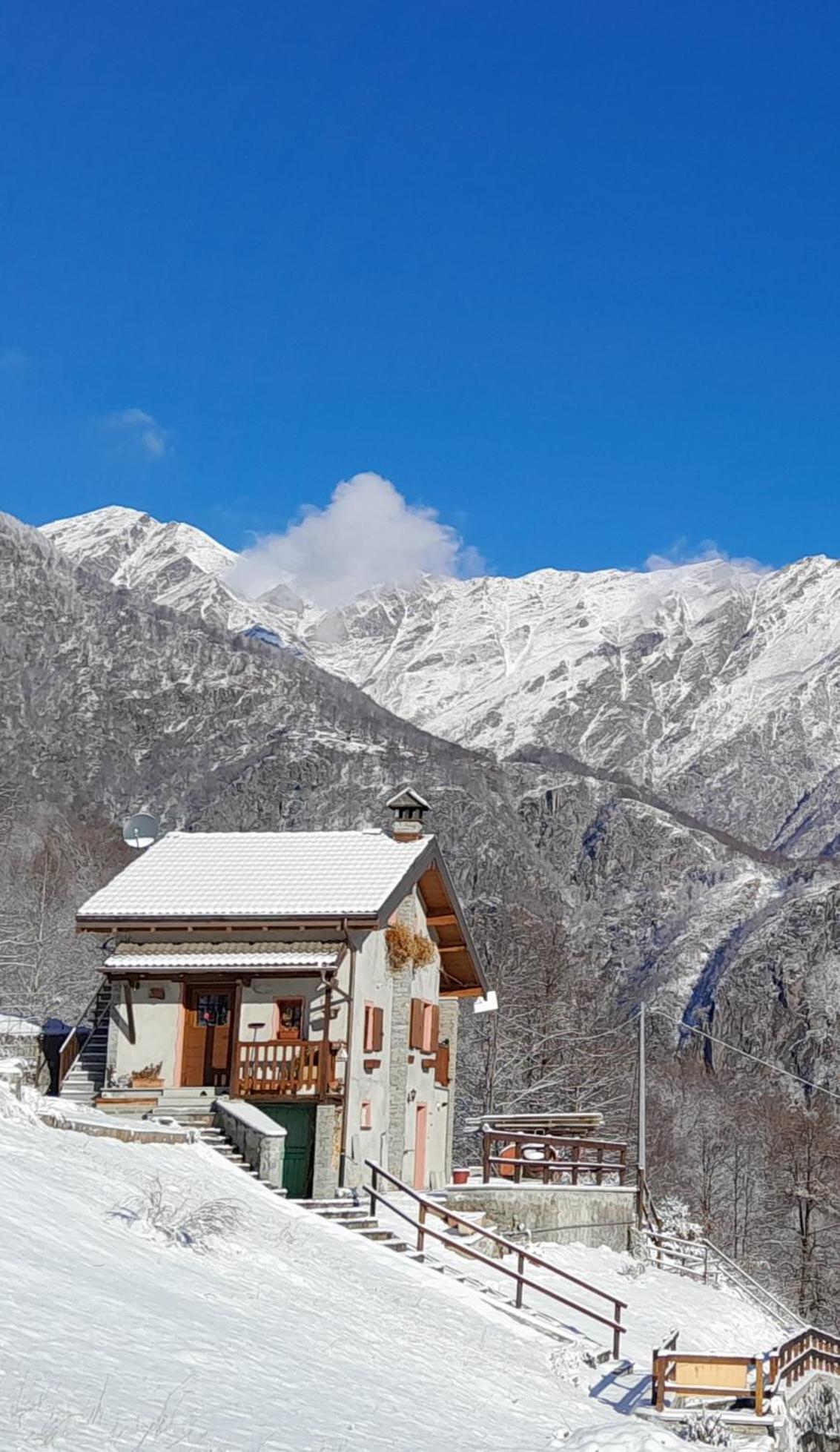 Anzino Casa All'Alpe Gaggetto B & B מראה חיצוני תמונה